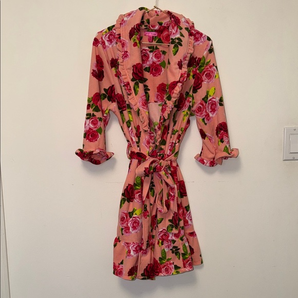 Betsey Johnson Other - Betsey Johnson Pink Floral Robe